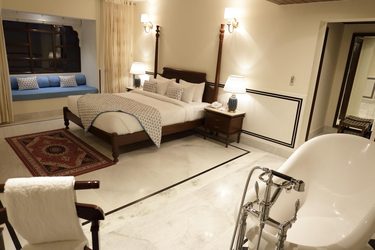 Laxmi Palace Heritage Hotel Dausa Extérieur photo